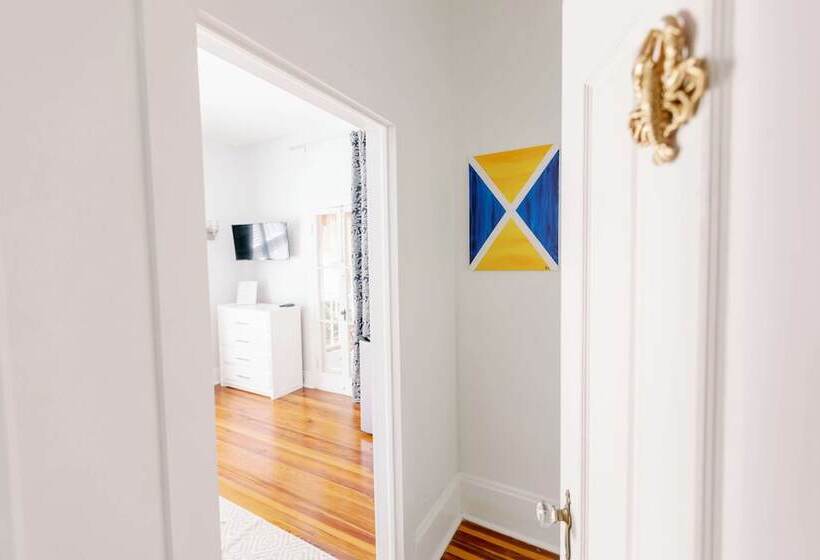 مبيت وإفطار The Foxtail Estate