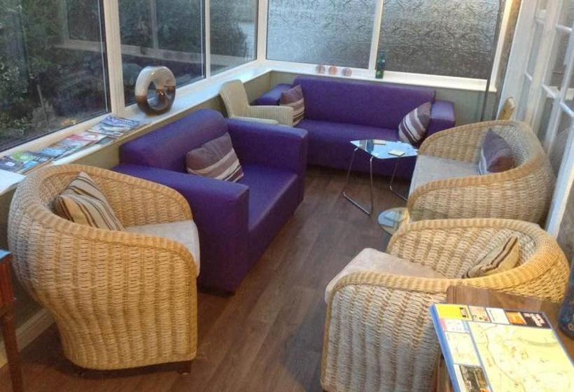 Bed and Breakfast The Gables Guest House