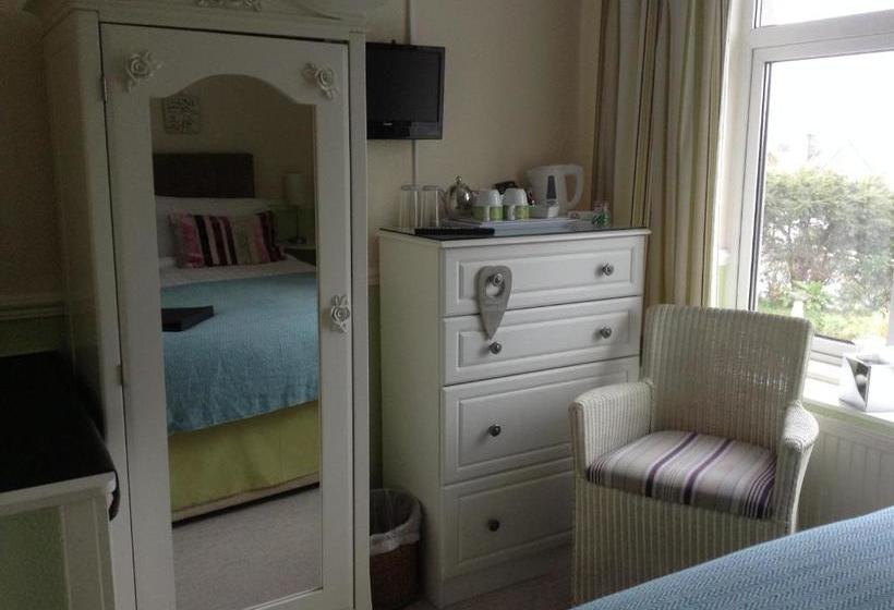 Bed and Breakfast The Gables Guest House