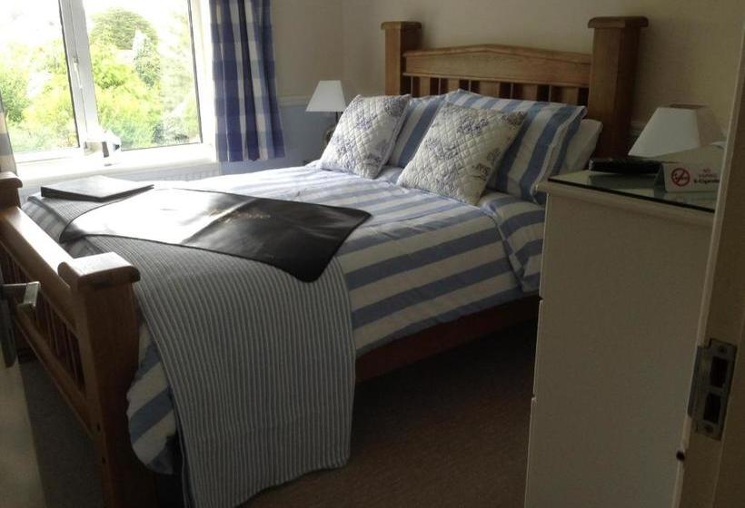 Bed and Breakfast The Gables Guest House