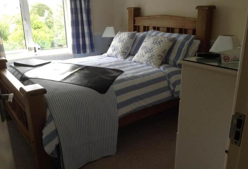 Bed and Breakfast The Gables Guest House