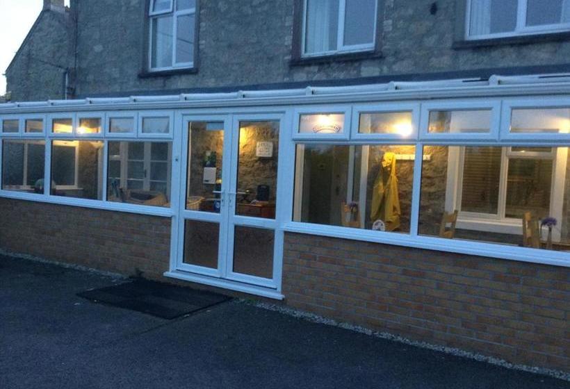 Bed and Breakfast The Gables Guest House