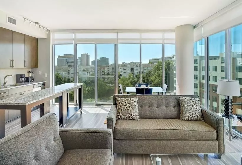 Bluebird Suites In Tysons Corner