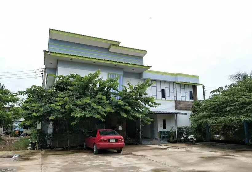 هتل Ausgust Riverside Resort