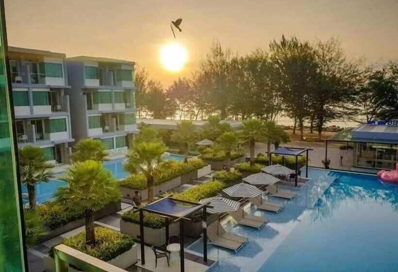 Hotel Bay Window At Sea