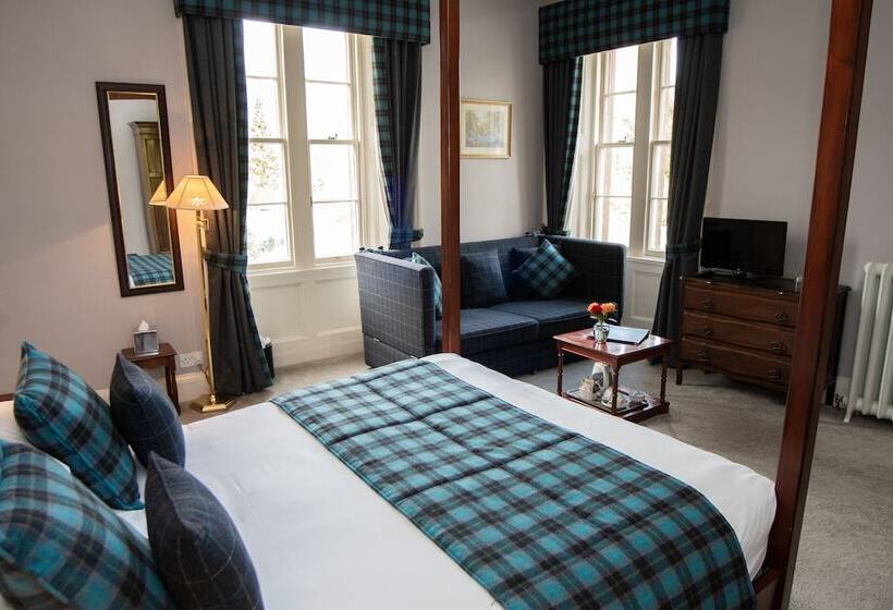 Hotel Chirnside Hall