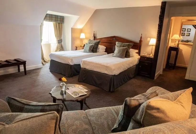 Hotel Chirnside Hall