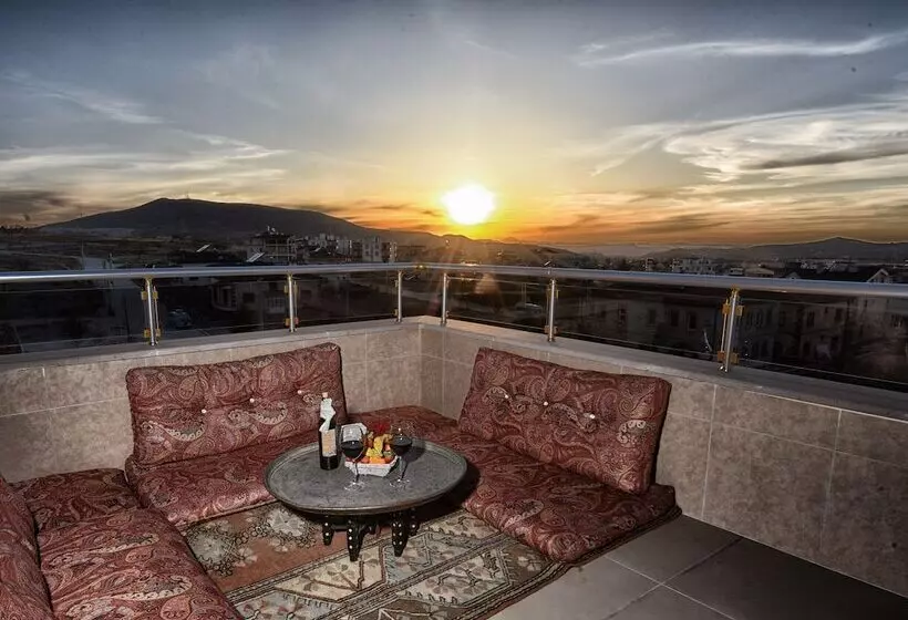 Hotelli El Nazar Stone Suite