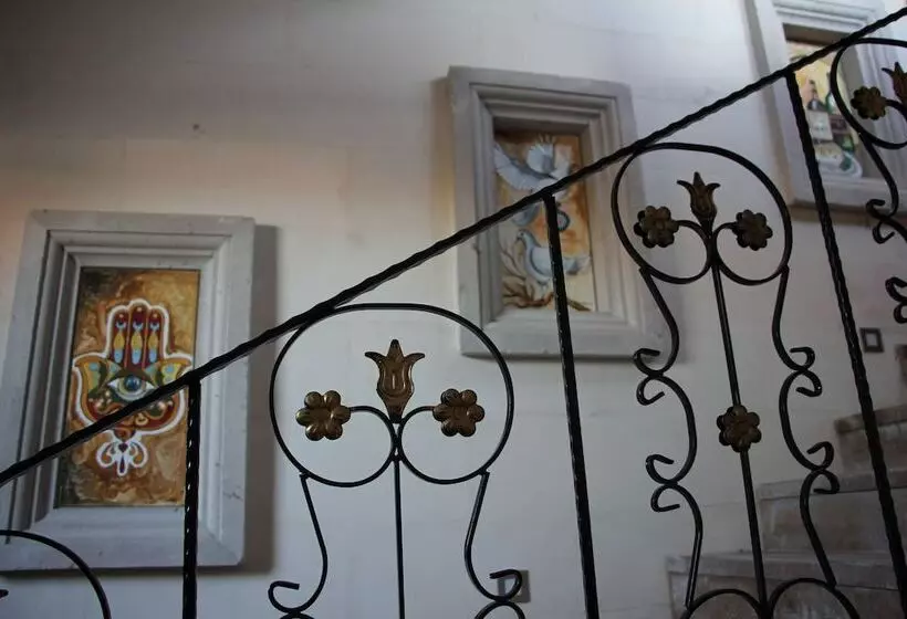 Hotelli El Nazar Stone Suite