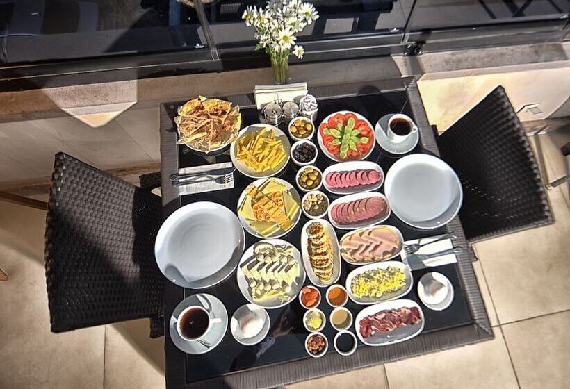 هتل El Nazar Stone Suite