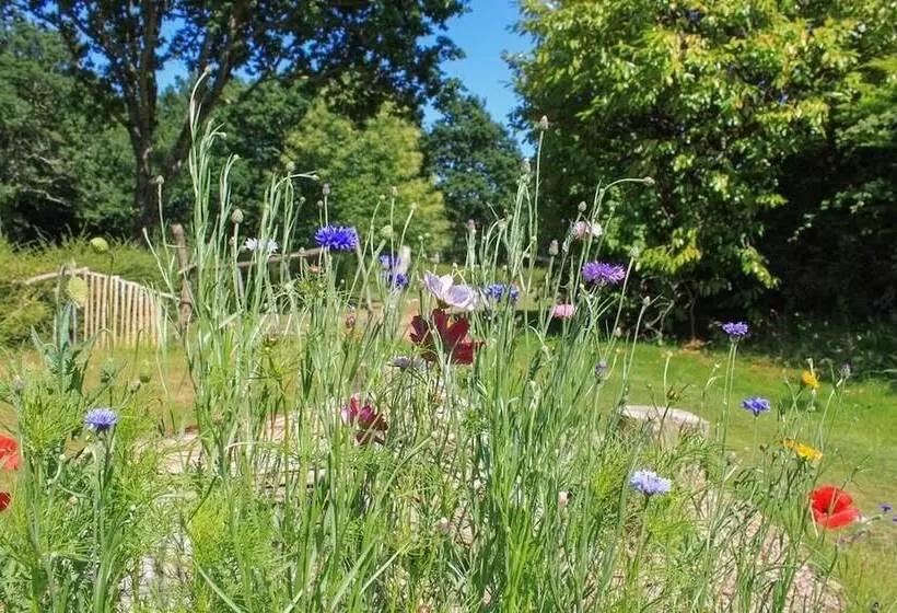 Hotelli Insolites Du Camping De Trezulien