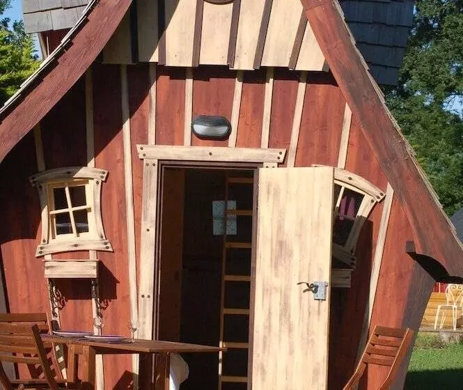 Hotelli Insolites Du Camping De Trezulien