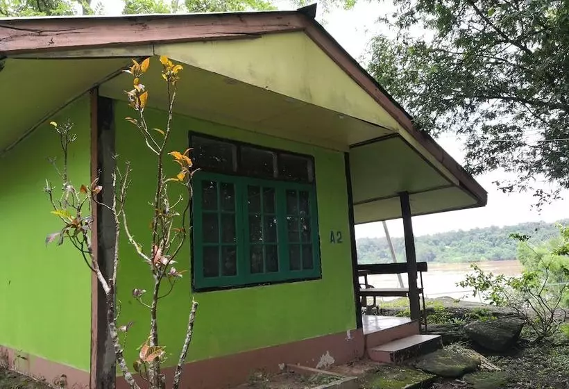 Hotelli Khongchaim Marina Resort