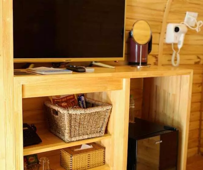 هتل Long Hải Channel Beach Resort