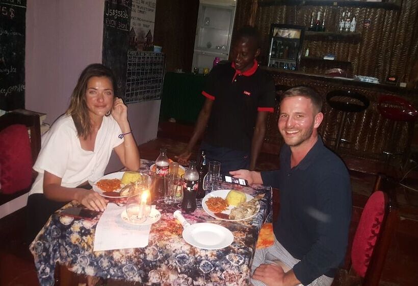 هتل Mafia Beach Bungalows