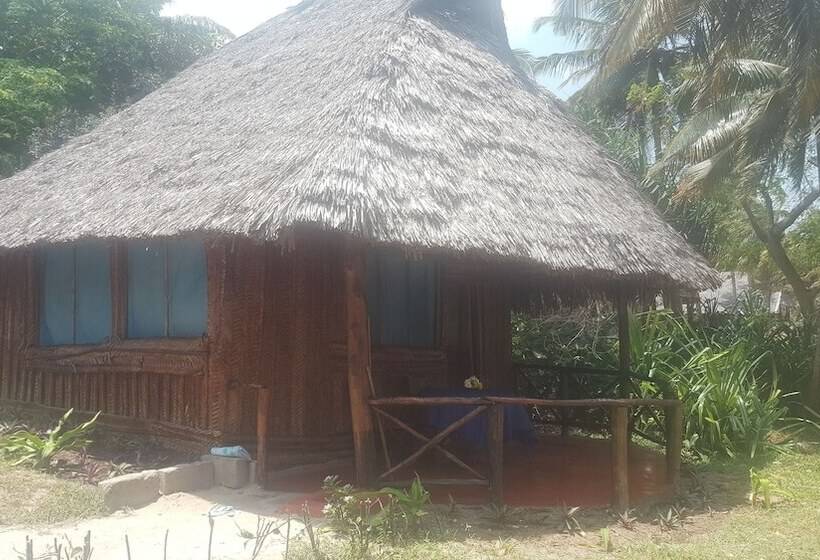 هتل Mafia Beach Bungalows