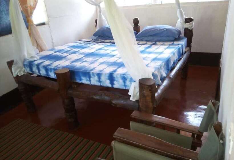 هتل Mafia Beach Bungalows