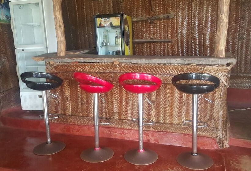 هتل Mafia Beach Bungalows