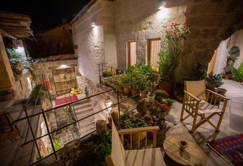 בית מלון כפרי Maze Of Cappadocia