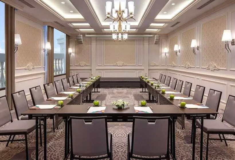 Hotelli Melia Vinpearl Quang Binh