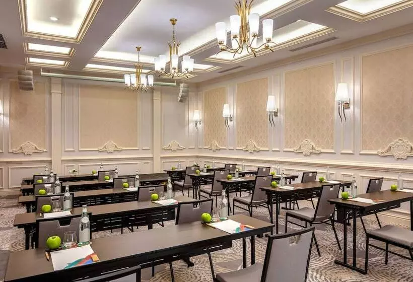 Hotelli Melia Vinpearl Quang Binh