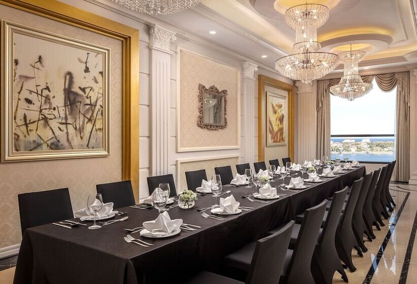 酒店 Melia Vinpearl Quang Binh