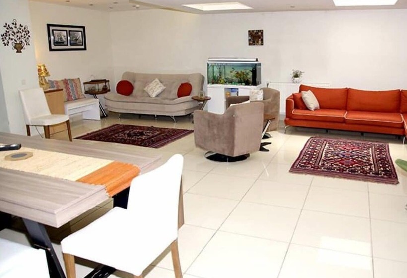 İkiz Palmiye Kiz Oğrenci Pansiyonu   Caters To Women   Hostel