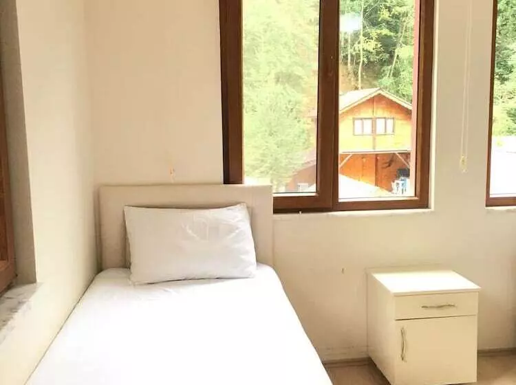 モーテル Isikli Kale Otel