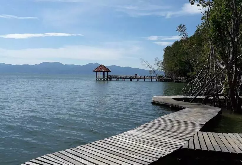 پانسیون Baan Hotelier Resort