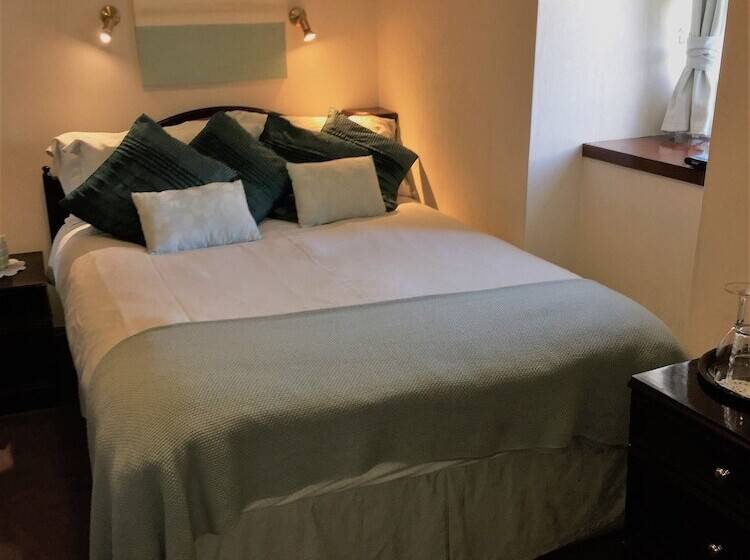 Pensionat Kathmore Guest House