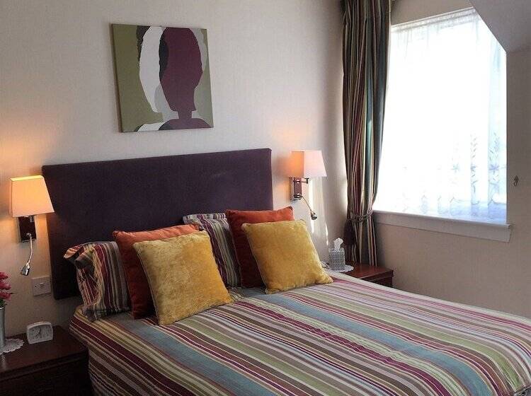 Pensionat Kathmore Guest House