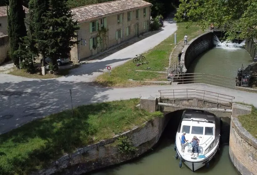 ペンション La Bonne Planque