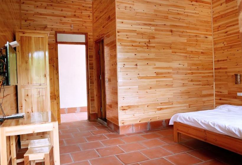 پانسیون Sunny Garden