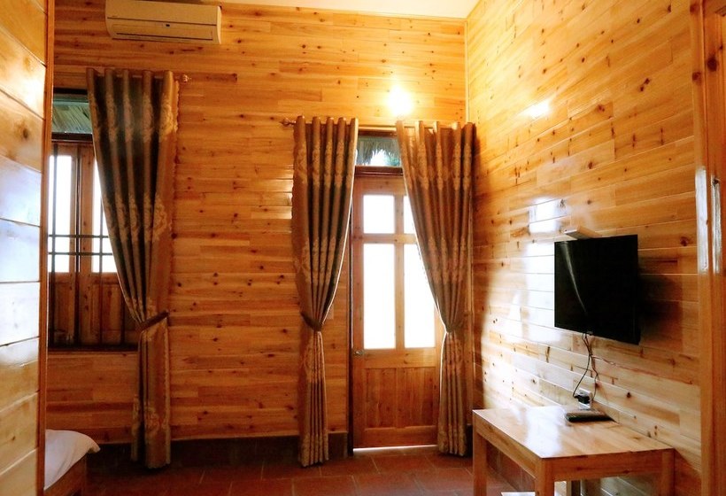 پانسیون Sunny Garden