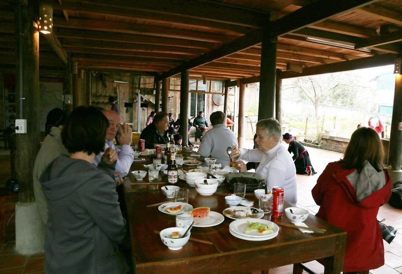 پانسیون Sunny Garden