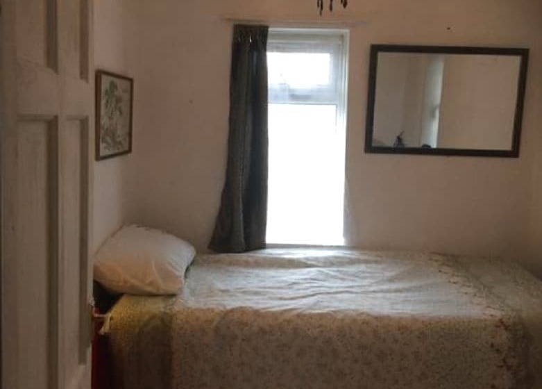 بنسيون Ucc B & B