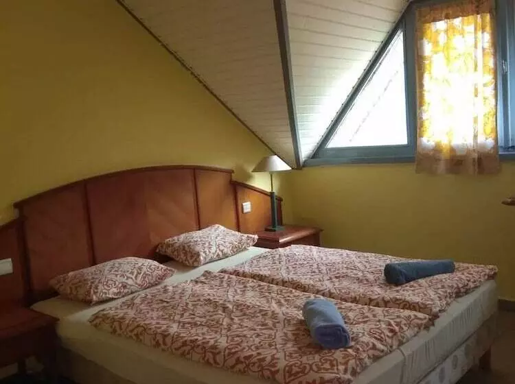 Retro Hotel Merid