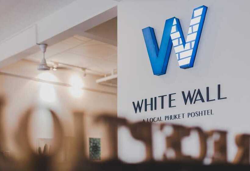 White Wall Poshtel   Hostel