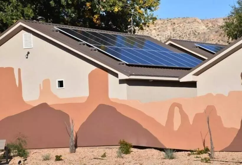 Zions Camp And Cottages