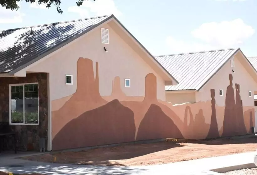 Zions Camp And Cottages