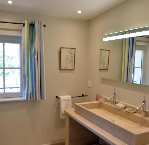 민박 La Bastide Des Enquèses