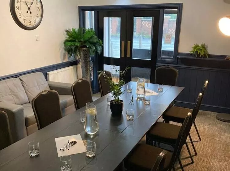 Aamiaismajoitus (B&B) The Embassy