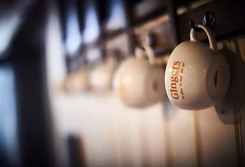 Aamiaismajoitus (B&B) The Embassy