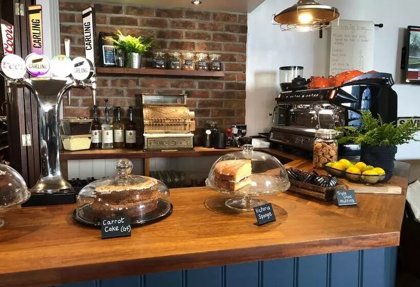 Aamiaismajoitus (B&B) The Embassy