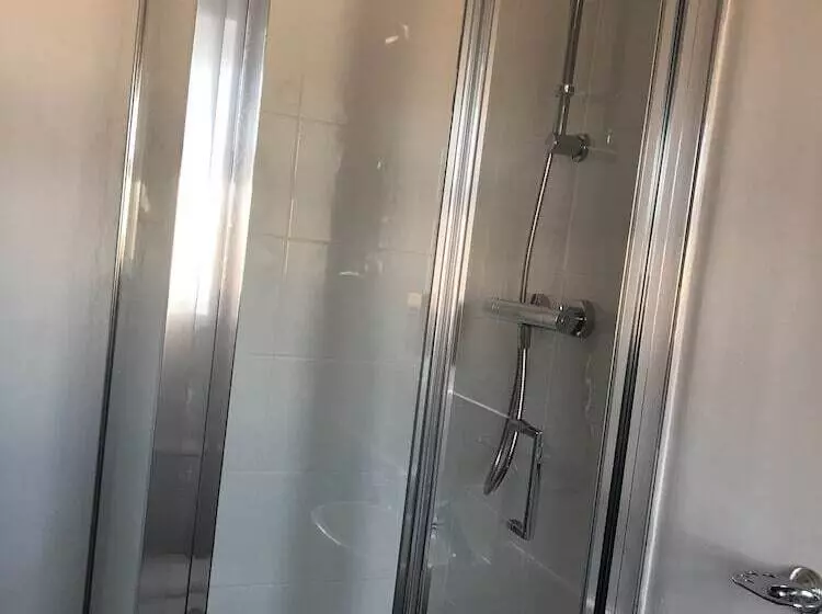 Aamiaismajoitus (B&B) The Embassy