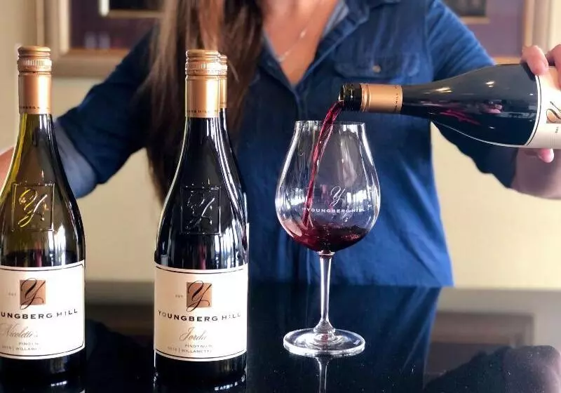 Aamiaismajoitus (B&B) Youngberg Hill