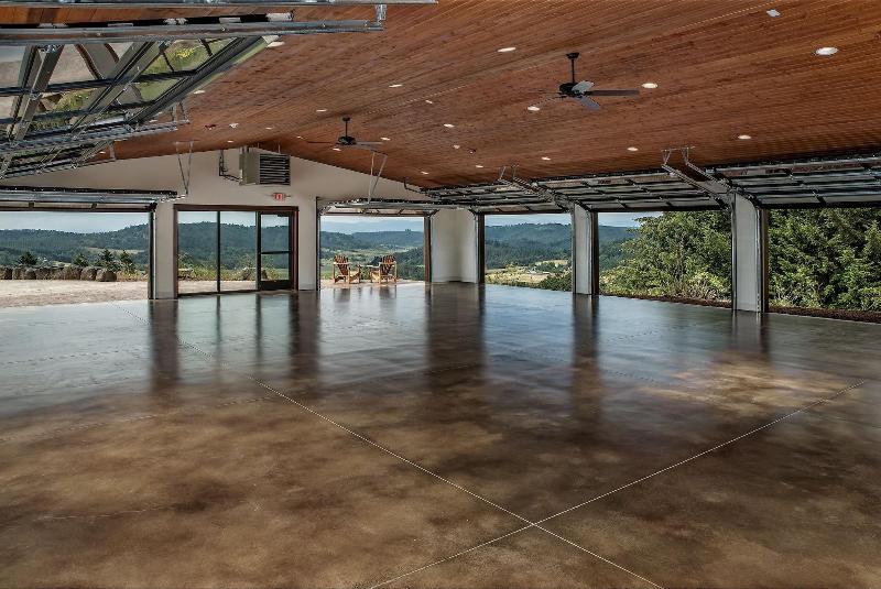 민박 Youngberg Hill