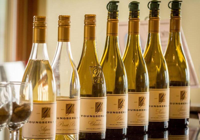 민박 Youngberg Hill