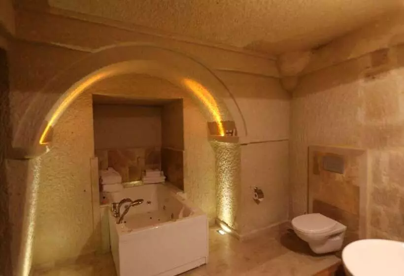 ホテル Abu Hayat Cave Suites