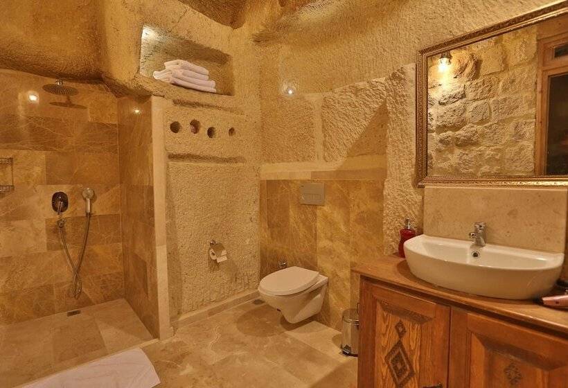هتل Abu Hayat Cave Suites